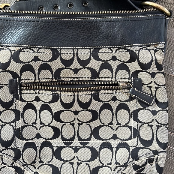 Coach signature C bag with long strap - Picture 8 of 8